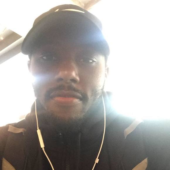 Profile Picture of Chris Legrand (@chris_legrand) on Poshmark