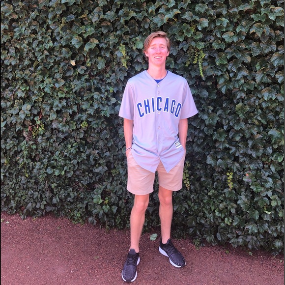 Profile Picture of Will Vanalstine (@willvanalstine) on Poshmark