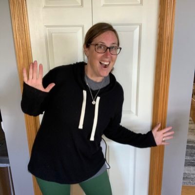 Melissa Finestead - Twitter Profile Picture of Melissa Finestead (@fineatead) on Twitter