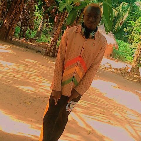 Profile Picture of paulche (@paulche76) on Tiktok