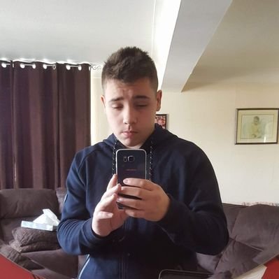 Profile Picture of Robert Bromley (@Phunkybob1) on Twitter