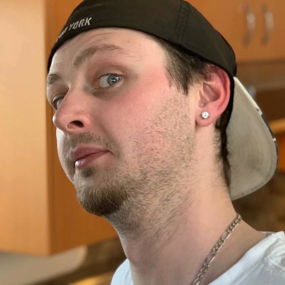 Profile Picture of Isaak Martens (@isaakmartens) on Poshmark