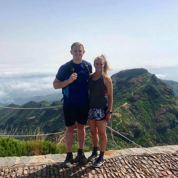 Profile Picture of Allie Bakes (@alexb1238) on Poshmark