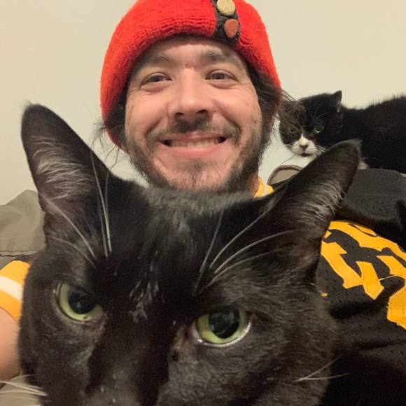 Profile Picture of Steven Lazarov (@stevenlazarov) on Poshmark