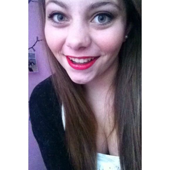 Profile Picture of Rachel Bicknase (@rbicknase125) on Poshmark