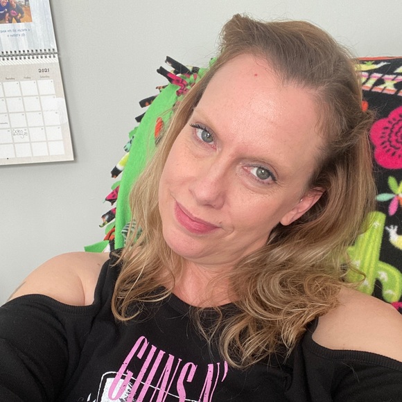 Profile Picture of Jessie Ehrlichman (@j_ehrlichman) on Poshmark