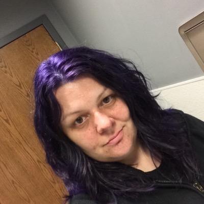 Profile Picture of Stacey Block (@staceyskull22) on Twitter