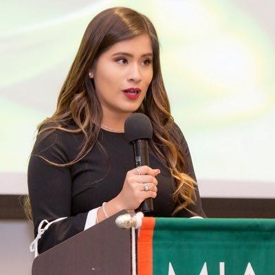 Profile Picture of Selene C. Vazquez (@JustSelene) on Twitter