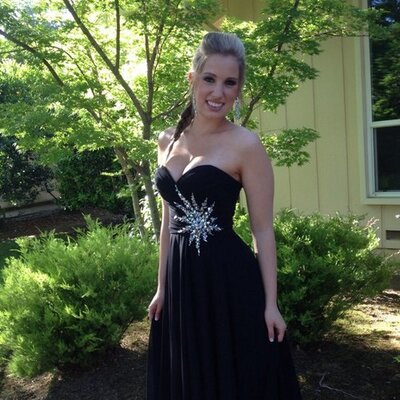 Profile Picture of Angela Brouqua (@brouqua) on Twitter