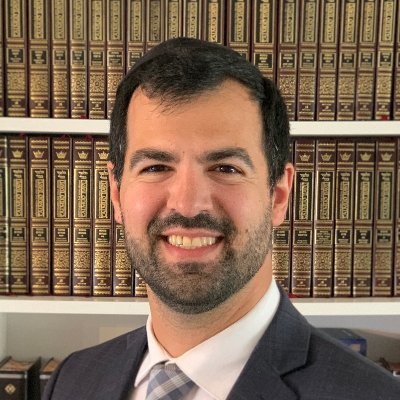 Profile Picture of David Kadoch (@findingholiness) on Twitter