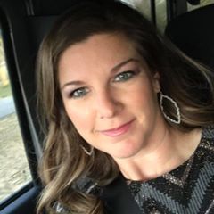 Profile Picture of Julie McCaslin (@juliemccaslin) on Tiktok