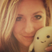 Profile Picture of Rachael Fraser (@RachaelFraser) on Youtube