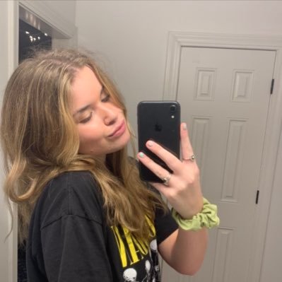 Profile Picture of Abrielle (@AbbyBrown147) on Twitter