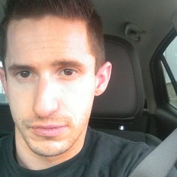 Profile Picture of Michael Redburn (@ph0enixhart) on Poshmark