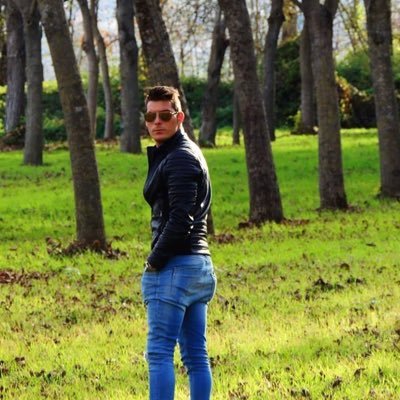 Profile Picture of Danielle Capone (@ur_danielle) on Twitter