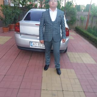 Profile Picture of Razvan Badulescu (@razvan.badulescu.7) on Facebook