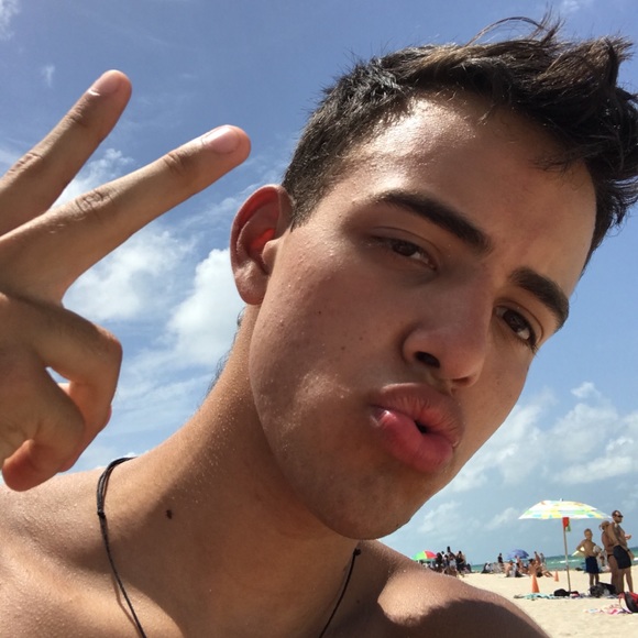 Profile Picture of Julian Nowicki (@jjnow) on Poshmark