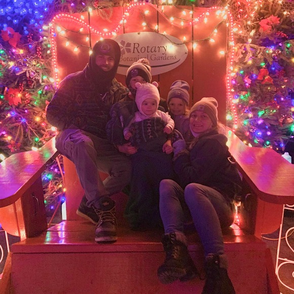 Paige Humphrey - Poshmark Profile Picture of Paige Humphrey (@paigehumphrey92) on Poshmark