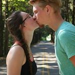 Brian Meinshausen - Instagram Profile Picture of Brian Meinshausen (@thatmanholychickin_) on Instagram