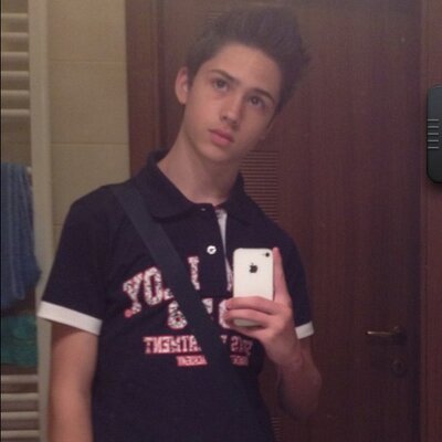 Profile Picture of Struve Márk (@MarkStruve) on Twitter