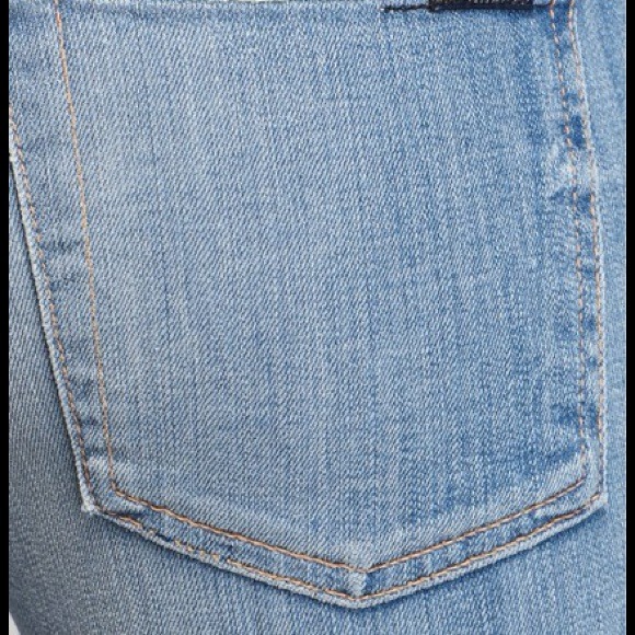 Profile Picture of N Adams (@nunyabiz) on Poshmark