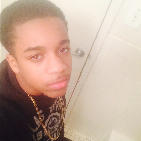 Profile Picture of Lawrence Boatwright (@i_am_kokainee) on Poshmark