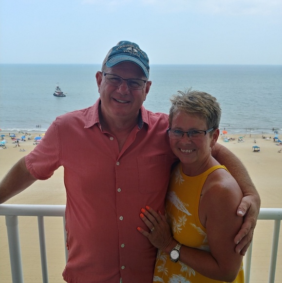 Profile Picture of Vanessa Ogg (@vogg1964) on Poshmark