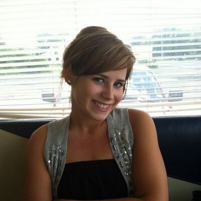 Profile Picture of Nora Mckenna (@norabeth777) on Twitter