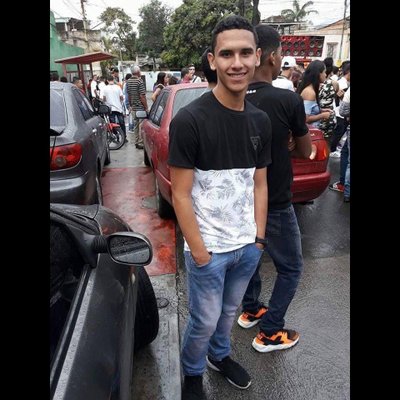 Profile Picture of Max Aguilar (@Maxaguilar_29) on Twitter