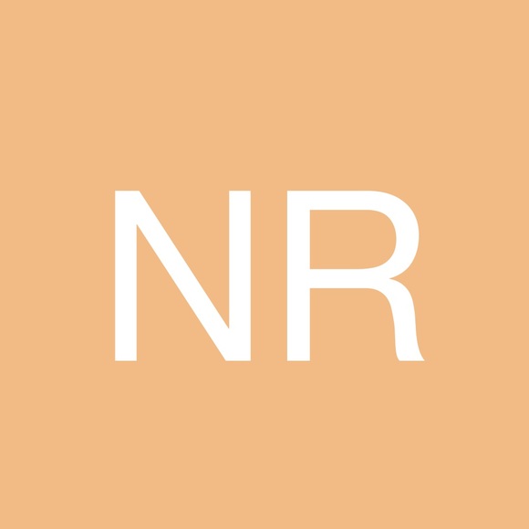 Profile Picture of Nicole Reitmeyer (@coley1989) on Poshmark