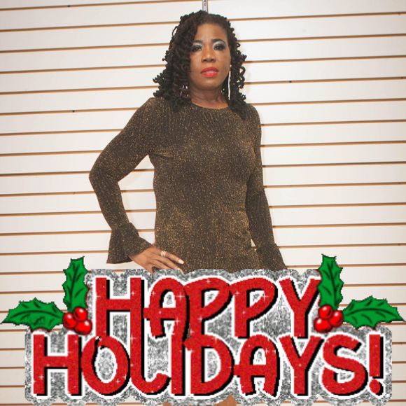 Profile Picture of Lisa Grenade (@lisaodonis) on Poshmark