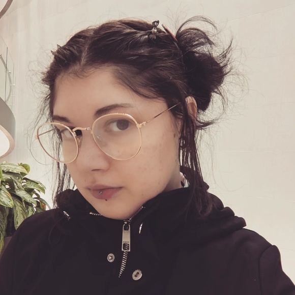 Profile Picture of Tyler Carpender (@cleverpunkname) on Poshmark