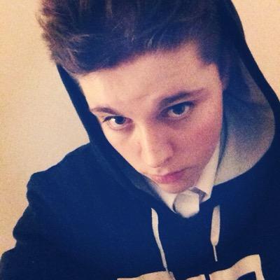 Profile Picture of Nicholas Warner (@NicholasWarne15) on Twitter