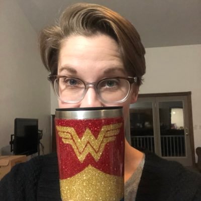 Profile Picture of Mandy Cecil (@MandyCecil7) on Twitter