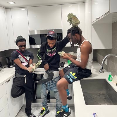 Profile Picture of Handicap Kobe ♿️ (@ScoobyNguyen) on Twitter