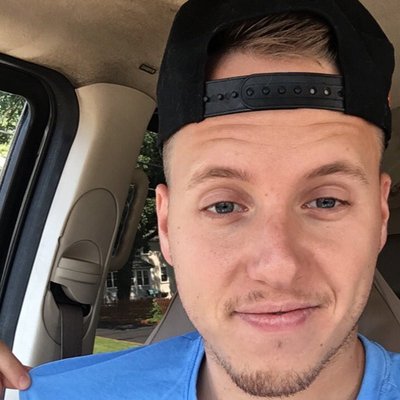 Profile Picture of Steve Charneski (@Charizard313) on Twitter