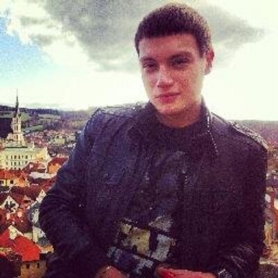 Profile Picture of Denis (@DenMally) on Twitter