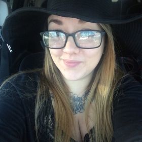 Profile Picture of Olivia Neal (@oliviaamber) on Pinterest