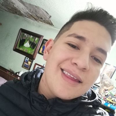 Profile Picture of Alexander Lechuga (@AlexanderLech17) on Twitter