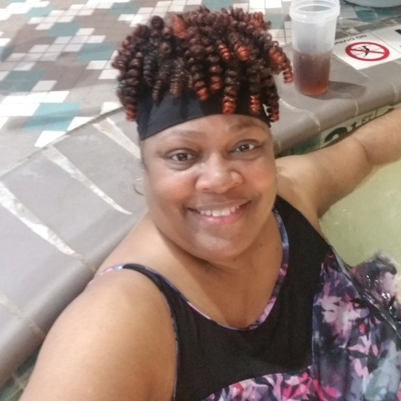 Profile Picture of Marshelle Carpenter (@willardwc91) on Poshmark