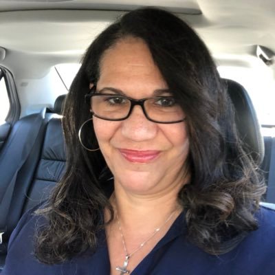 Profile Picture of Denise L. Martin (@whatsdeedoing) on Twitter