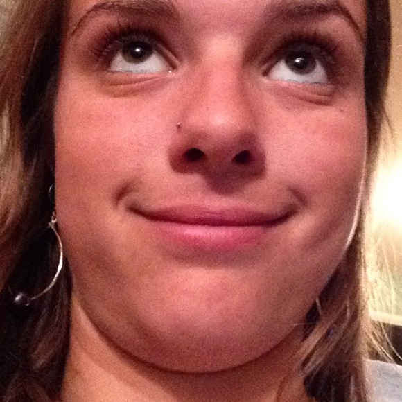 Profile Picture of Lido D (@lidodonnelly) on Poshmark