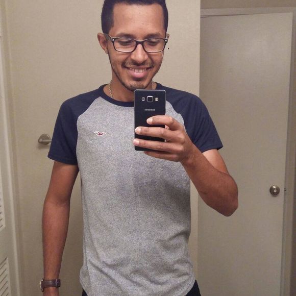 Profile Picture of Paulo Abreu (@pauloabreu) on Poshmark