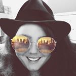 Profile Picture of Lily Wohl (@tigerlilysongbird) on Instagram