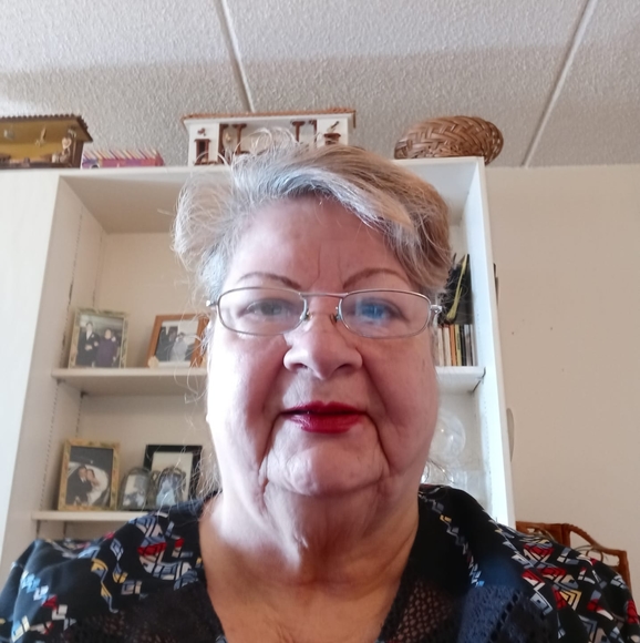 Profile Picture of Sandra Adum (@negrita1946nb) on Poshmark