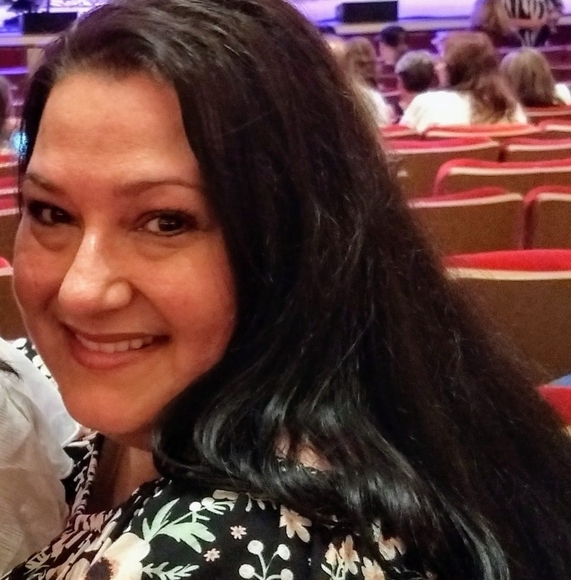 Profile Picture of Cheri Spoerry gaita (@ceegee1313) on Poshmark