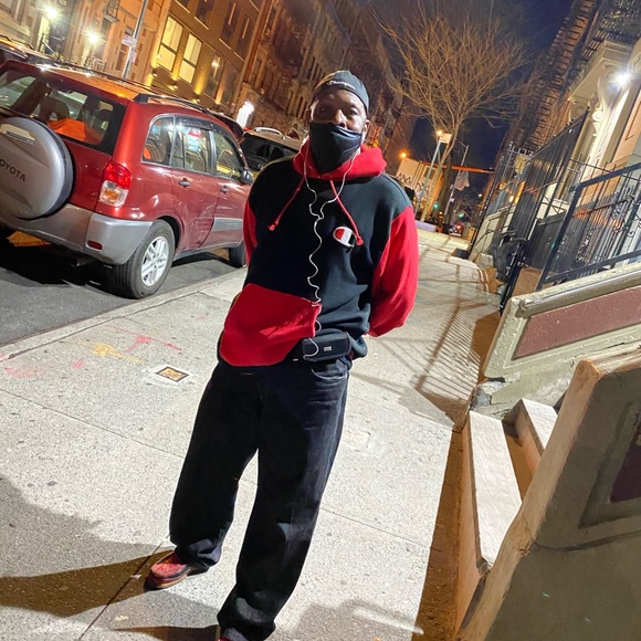 Profile Picture of Jeffrey Adams (@shambay77) on Poshmark