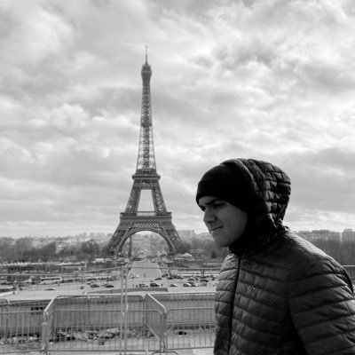 Profile Picture of Daniel Varon (@dannyswimmerr) on Twitter