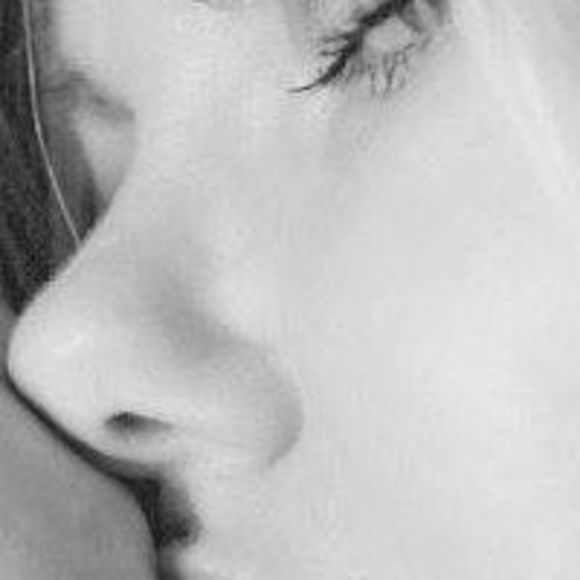 Profile Picture of Tina Andersen (@tina69691874) on Poshmark