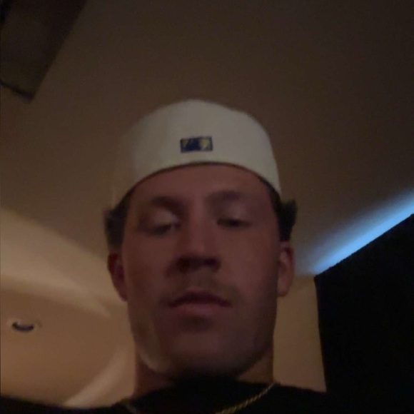 Profile Picture of Joel Egerdahl (@egerdahljoel) on Poshmark